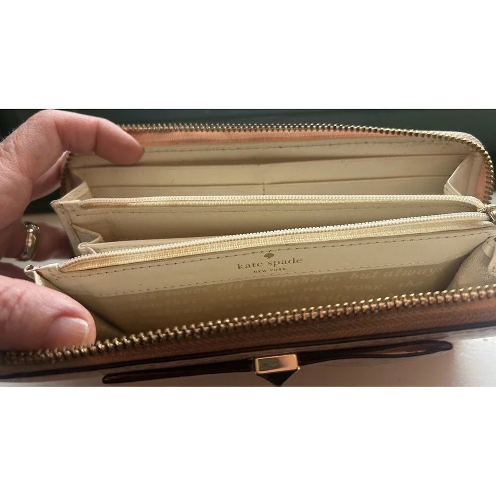 Kate Spade Bow Zip Around Wallet Blush Pink Hatched Leather Clutch Gold Tone